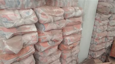 ضبط 855 علبة سجائر مهربة و1440 كجم سكر مدعم بالغربية 