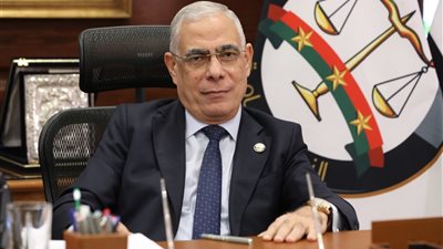 النيابة العامة تتحفظ على أموال صبري نخنوخ وآخرين وتمنعهم من السفر