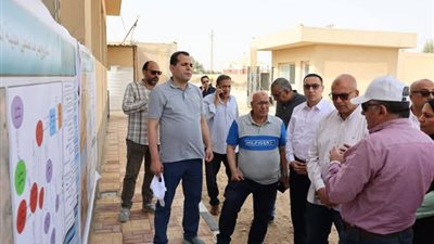 جولة لنائب وزيرة الإسكان لتفقد مشروعات مياه الشرب والصرف الصحي بالمنيا 