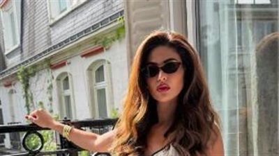 عقدة الخواجة تصيب مي سليم وتعرضها للإحراج (صور)