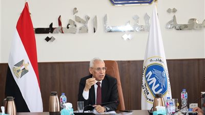 مجلس جامعة المنيا الأهلية يناقش آليات انضباط العملية الامتحانية
