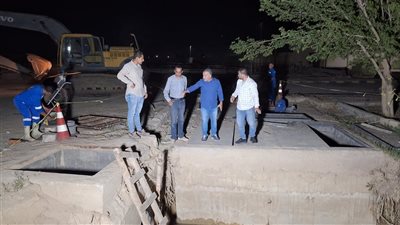 رئيس مياه الفيوم يترأس أعمال الصيانة بعنبر الطلمبات النقية بمحطة مياه العزب 