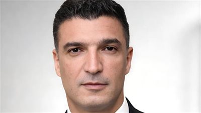 وزارة الصناعة تمنح منشآت مستحضرات التجميل مهلة لتوفيق أوضاعها