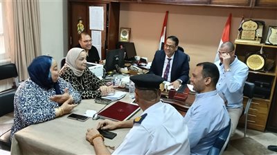 وكيل تعليم الغربية يتابع الامتحانات داخل غرفة العمليات الرئيسية