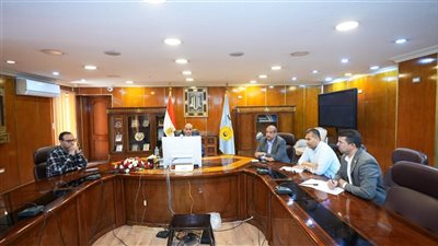 محافظ أسيوط يشارك باجتماع مجلس المحافظين لمتابعة استعدادات العيد
