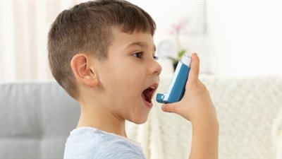 تجنبها.. أطعمة تزيد خطر إصابة الأطفال بالربو