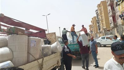 حملات مكثفة بالعاشر من رمضان لضبط الإشغالات والمخالفات
