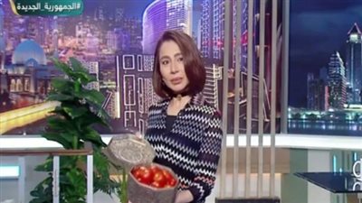 بدلا من الورد والشيكولاتة.. بسمة وهبة تهادي جمهورها  بـ