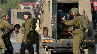 الاحتلال الإسرائيلي يعتقل 3 فلسطينيين من الخليل