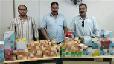 ضبط 2964 قطعة أدوات مكتبية منتهية الصلاحية بالبحيرة