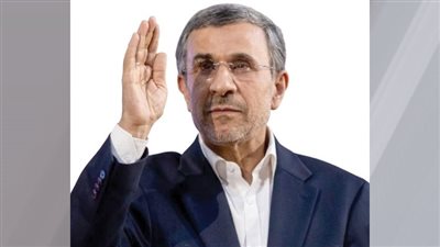  أحمدى نجاد يرد على اتهامه بالعمالة لـصالح الموساد