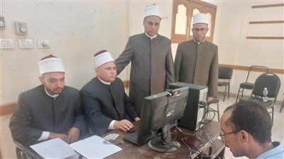 مركز تطوير معلمي القرآن بالجامع الأزهر يختتم اختبارات المقارئ في الأقصر