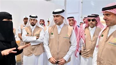 وزير البلديات والإسكان السعودى يتفقد المشاعر المقدسة