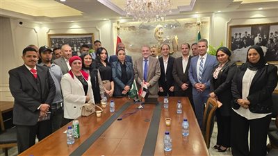 الوفد يفتح أبوابه لـ