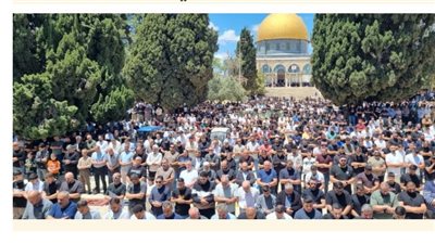 70 ألف فلسطيني يؤدون صلاة الجمعة في المسجد الأقصى 