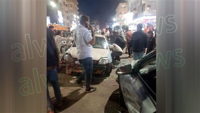 حادث مروع بمدخل شارع إسكندرية الرئيسي بمدينة مرسى مطروح.. تريلا مياه تتسبب في دهس عدد من السيارات وسقوط ضحايا