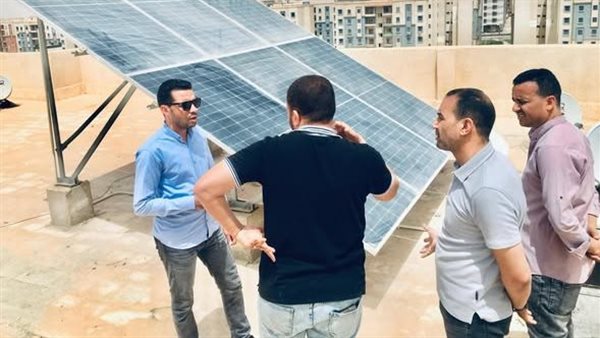  متابعة رئيس جهاز حدائق العاصمة لتركيب المحطات الشمسية 
