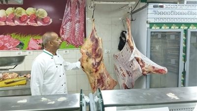 استعدادات مكثفة لضبط الأسواق وتوفير السلع قبل عيد الأضحى بالمنيا