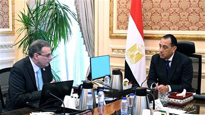 مدبولي يتابع مع رئيس الجهاز المركزي للتنظيم والإدارة ملف تطوير الأداء الحكومي