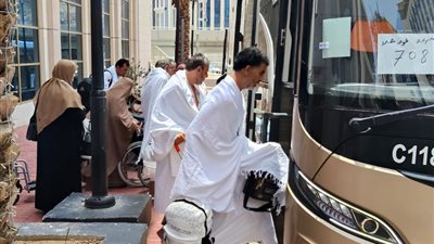 بدء تحرك ١٢٠٠ حافلة سعودية حديثة تابعة لبعثة السياحة لتصعيد ٥٢ % من الحجاج المصريين