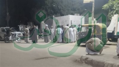 مصرع وإصابة آخر بحادث تصادم سيارة ودراجة بخارية بكوم أمبو بمحافظة أسوان 