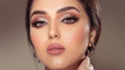 خطوات وضع المكياج المناسبة لخروجات عيد الأضحى