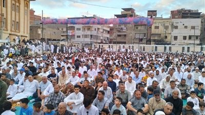 آلاف المصلين يؤدون صلاة عيد الأضحى في مساجد الدقهلية