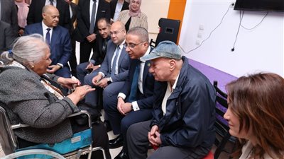 محافظ الجيزة يهنئ نزلاء دار تكريم هدية بركات بعيد الأضحى