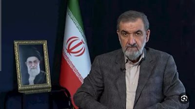 مستشار المرشد الإيراني: مضيق هرمز الضامن الحقيقي لأي اتفاق مع أمريكا 