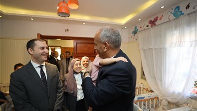 محافظ كفر الشيخ يحرص على زيارة دار أيتام الرضع في أول أيام العيد