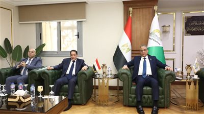 محافظ الجيزة يستقبل مساعد وزير الداخلية للتهنئة بمناسبة عيد الأضحى المبارك