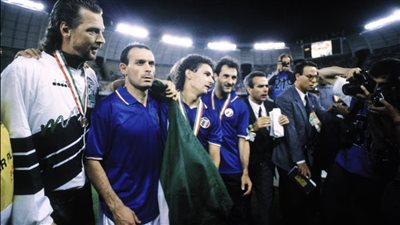 توتو سكيلاتشي.. أسطورة إيطاليا التي صنعت معجزة مونديال 1990 