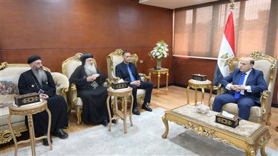 محافظ الغربية يستقبل قيادات الكنائس لتقديم التهنئة بعيد الأضحى