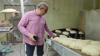 تحرير 78 محضرًا ضد أصحاب المخابز والدفع بسيارات لبيع الخبز في الشرقية