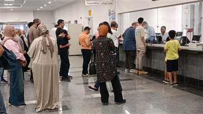 خلال رابع أيام عيد الأضحى.. إقبال كبير من المواطنين على استقلال مونوريل شرق النيل 