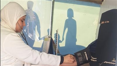 فرق تنمية الأسرة بقنا تواصل تقديم خدماتها للمواطنين خلال عيد الأضحى المبارك