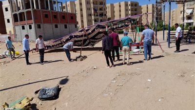 حملة موسعة بالعاشر من رمضان تطيح بالإشغالات والمخالفات للحفاظ علي المظهر الحضاري 
