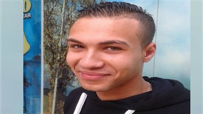 صلاح نجم يكتب أطالب الدولة بتطوير قطاعى الصحة والتعليم لبناء مجتمع قوي