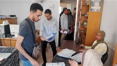 بدء تسليم 458 طبيبًا بشريًا جديدًا العمل بسوهاج لدعم المنظومة الصحية 