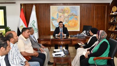 نائب محافظ الفيوم يتابع خطة تطوير ورفع كفاءة ميادين الفيوم وسنورس