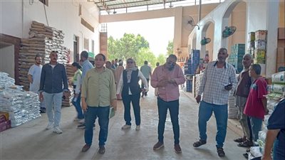 حملة لحصر المنشآت التجارية والصناعية والخدمية غير المرخصة بفرشوط 