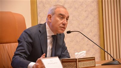 السفير علاء يوسف يترأس مائدة هيئة الاستعلامات لمناقشة دور الخطاب الوسطي