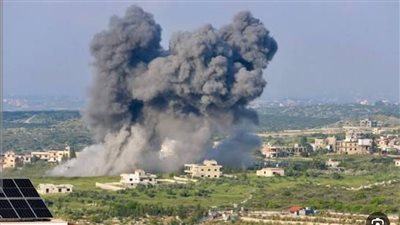 عاجل.. إعلام لبناني: سقوط 3 شهداء جراء غارات إسرائيلية جنوب البلاد 