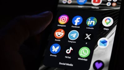 المراهنات الإلكترونية.. دار الإفتاء تحذر من المكاسب الوهمية 