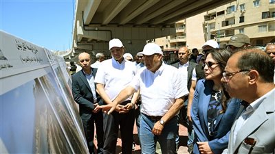 رئيس الوزراء يفتتح أعمال توسعة الكورنيش شرق مدينة الإسكندرية