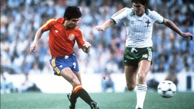 عندما هزت أيرلندا الشمالية إسبانيا في مونديال 1982.. مفاجأة لا تُنسى في فالنسيا