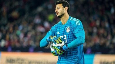 أحمد شوبير يكشف حقيقة استبعاد محمد الشناوي من منتخب مصر