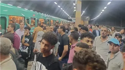 عطل فني مفاجئ يوقف حركة قطارات الخط الثالث للمترو بين العباسية وعبده باشا