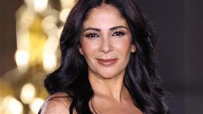 بسبب صور مسيئة لها.. مني زكي تقاضي فتاة