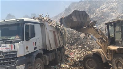 رفع 200 طن مخلفات بالمحطة الوسيطة بمركز بسيون